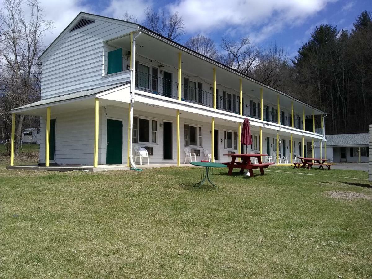 Green Valley Motel Williamstown Extérieur photo